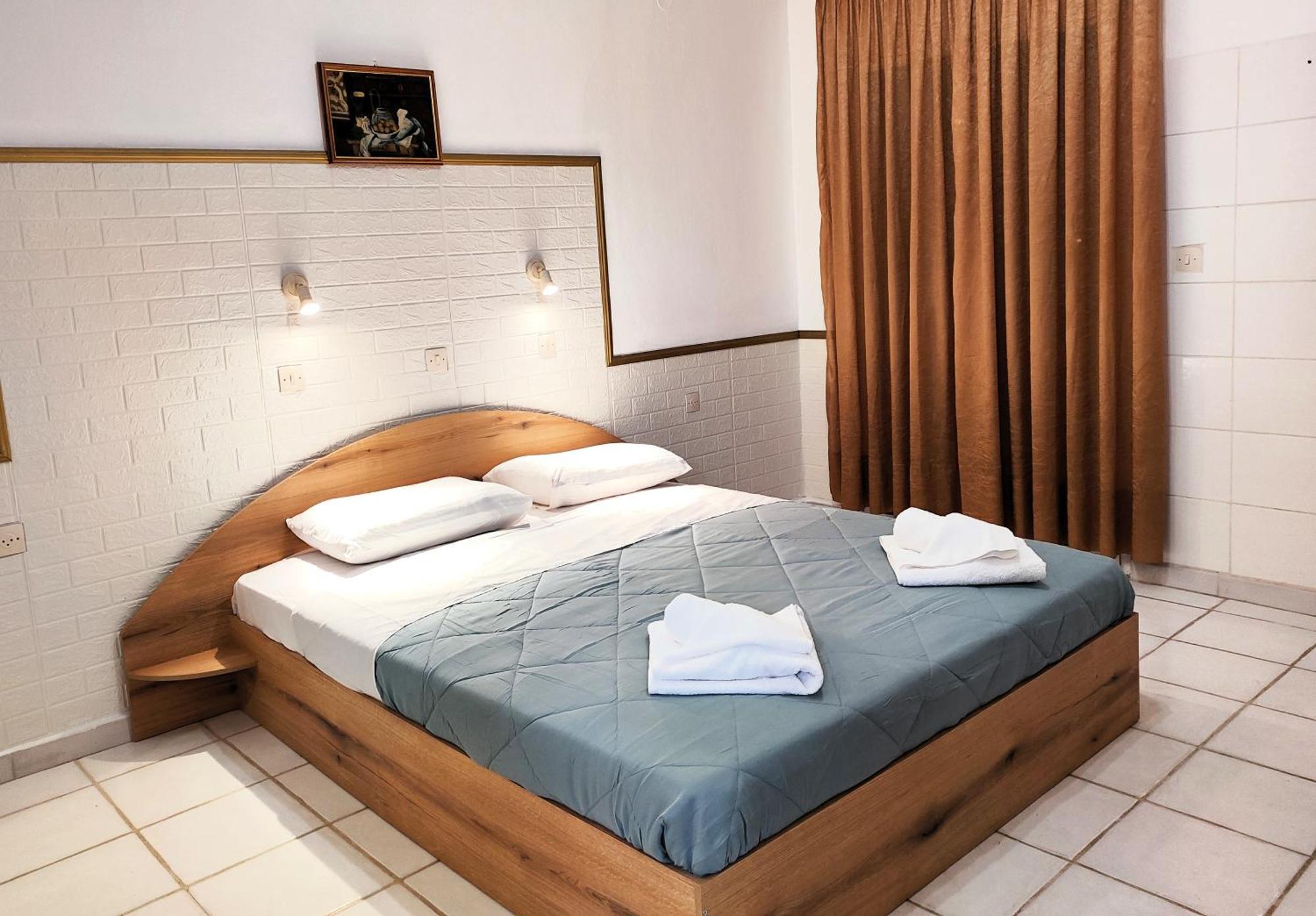 Appart hôtel Eleni Sant George