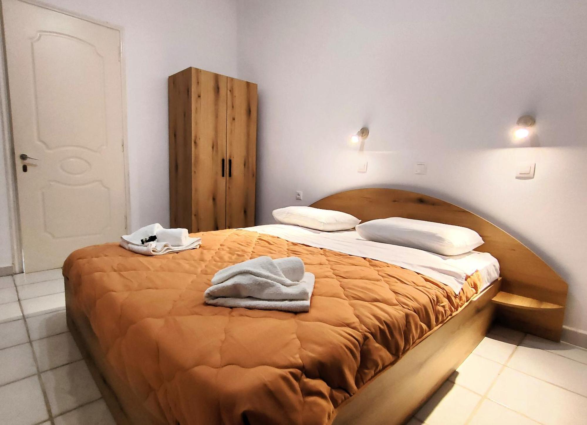 Hotel de apartamente Eleni Sant George Agios Georgios (Corfu)